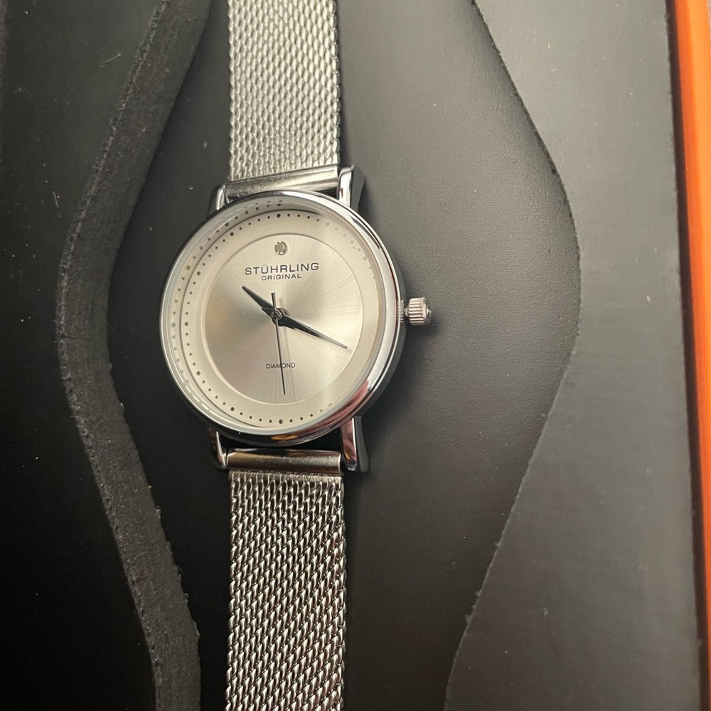 Stuhrling Women’s Vogue Diamond Watch - Picture 4 of 11